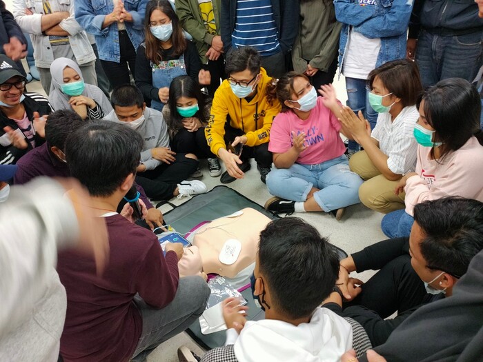 樂活民生學院餐飲管理系國際學生產學合作專班 「基本救命術 BLS 訓練研習營」活動圖片