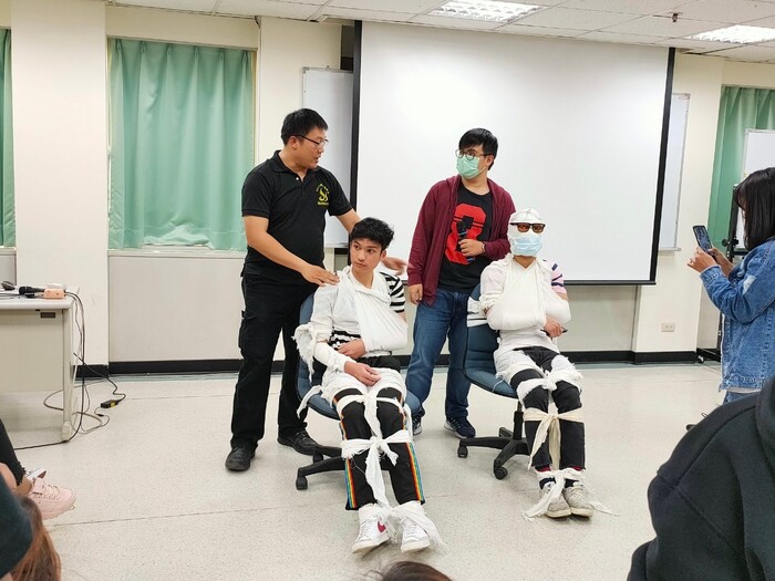 樂活民生學院餐飲管理系國際學生產學合作專班 「基本救命術 BLS 訓練研習營」活動圖片