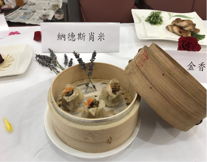 餐管系舉辦『106學年度餐旅企劃專題成果發表暨競賽』，活動圓滿達成。圖片