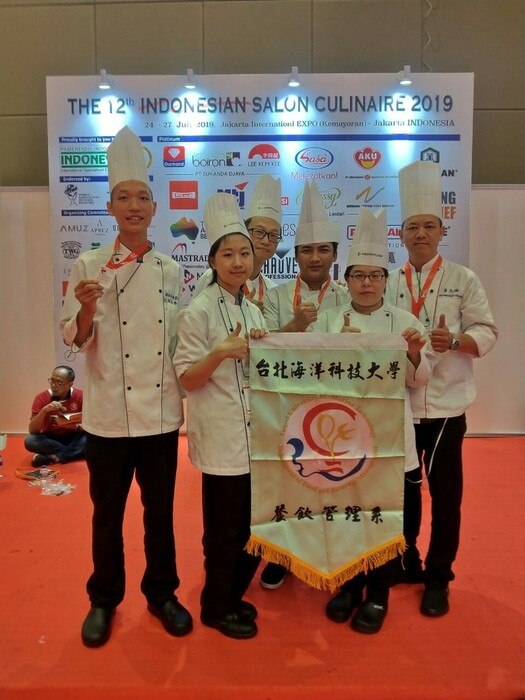 狂賀~~台北海洋科技大學餐管系師生榮獲 第12屆雅加達美食沙龍大賽3銀7銅10佳作佳績圖片